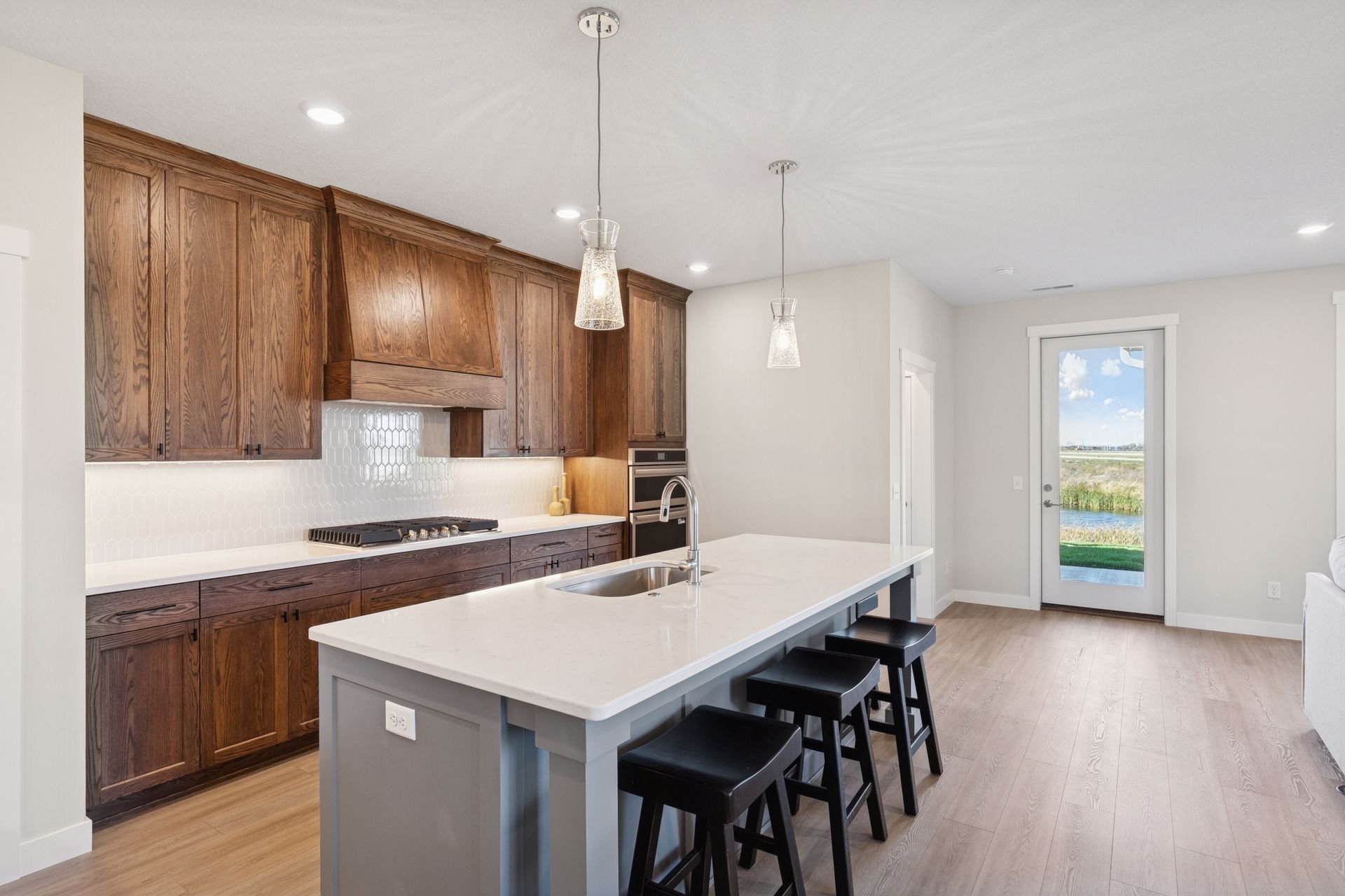 2987 Thompson Drive - Spacecrafting - 0021