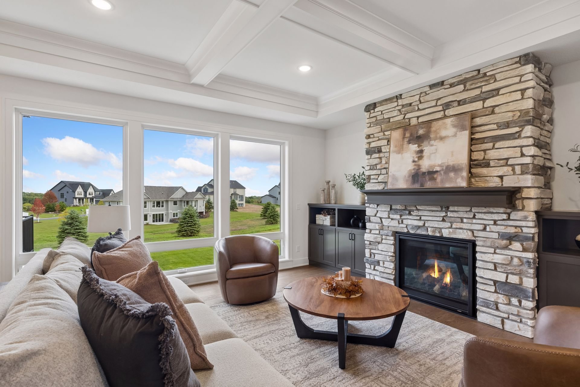 4707 Ogden Trail Lane North Living Room